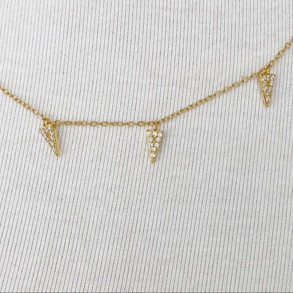 Dangling Crystal Arrowheads Gold-Plated Necklace - Picture 5 of 7